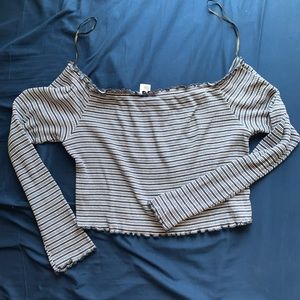 Stripped crop lettuce trimmed top